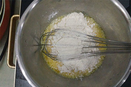 自己在家里做好吃的泡芙很简单哦,泡芙怎么做出来才好吃