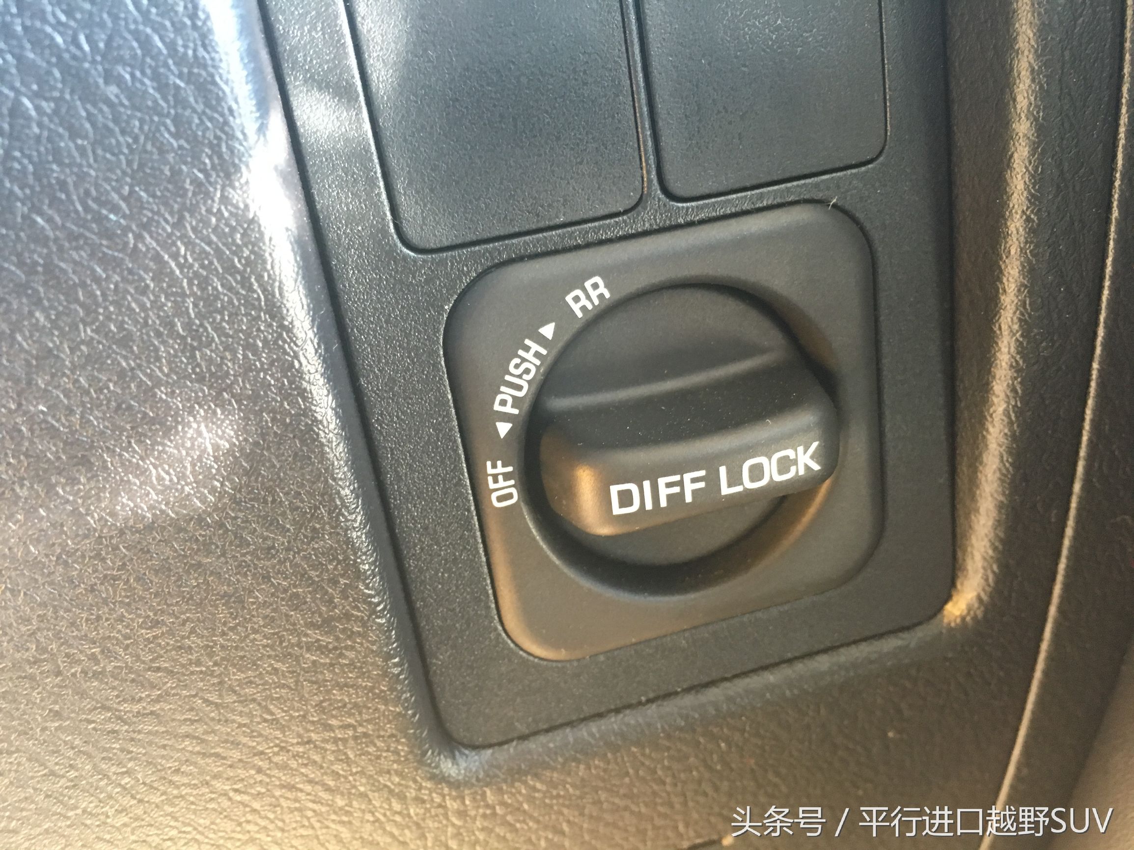 兰德酷路泽和路虎卫士110哪个好,兰德酷路泽2024款越野测试