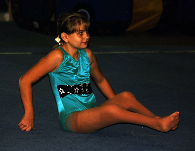 美人鱼生了个没有尾巴的宝宝,生宝宝的美人鱼娃娃