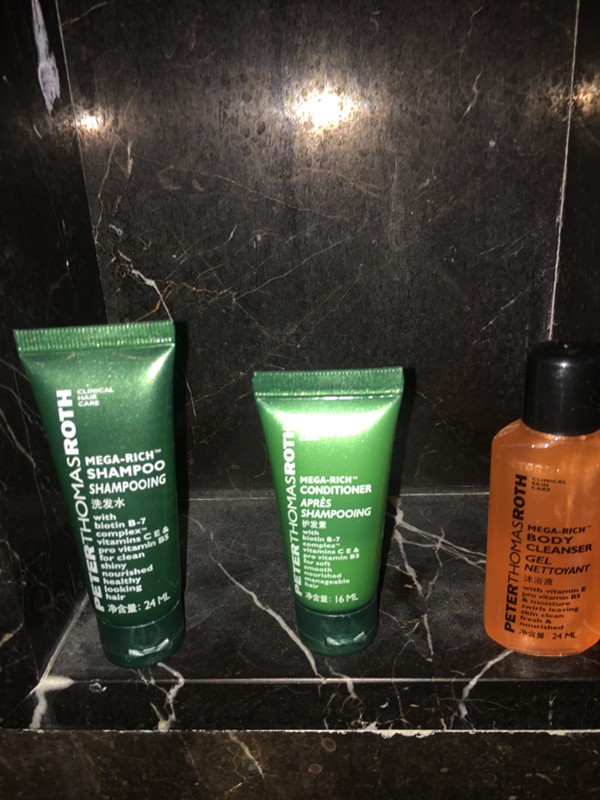 离首都机场近又有地铁站的酒店,首都机场国际航站楼附近宾馆