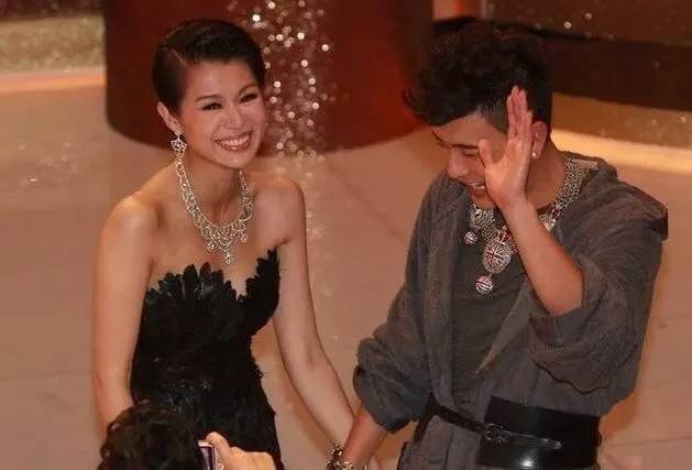 凭借《美人心计》他一举扭转地位，而同门的其他四人竟个个......