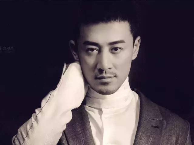 凭借《美人心计》他一举扭转地位，而同门的其他四人竟个个......