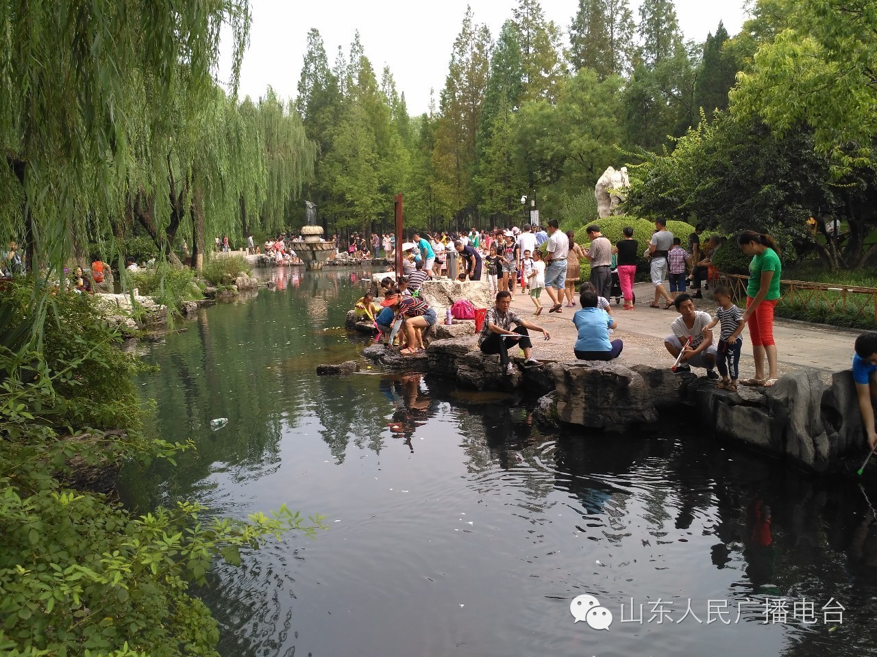 五龙潭泼水节，全家一起嗨翻天