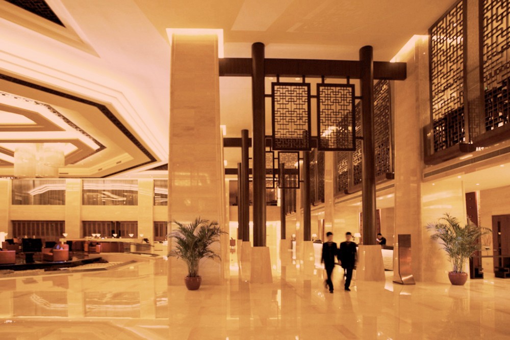 离首都机场近又有地铁站的酒店,首都机场国际航站楼附近宾馆