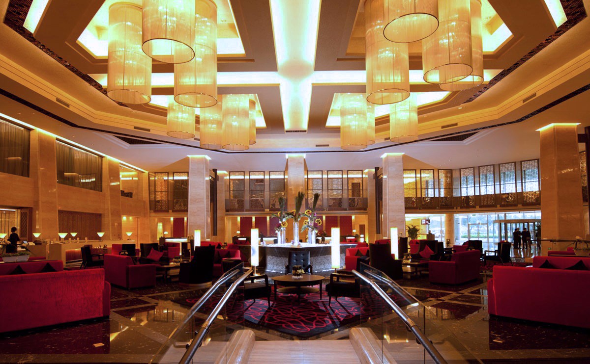 离首都机场近又有地铁站的酒店,首都机场国际航站楼附近宾馆