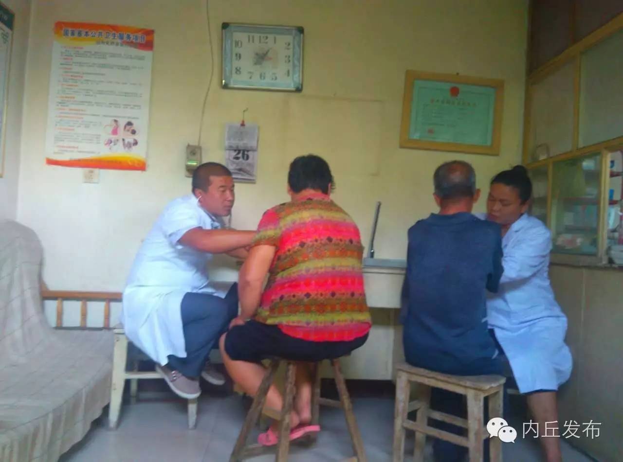 乡村医生坚守基层20余载,乡村医生最美身影