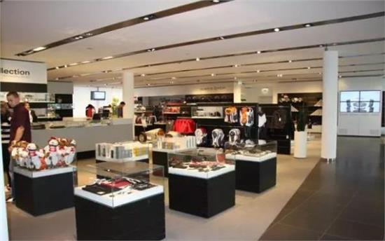 汽车4s店升级和自己加装,没必要在4s店加装的东西