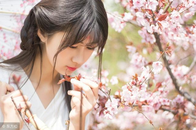 小说：一场追溯前世今生的奇妙之旅，女孩遇到“神”又有哪些奇遇