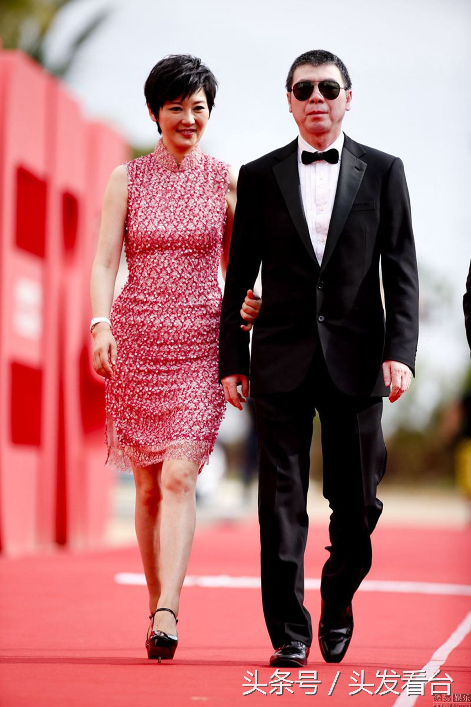 杨幂唐嫣发际线高怎么办,杨幂发际线高唐嫣发际线高吗