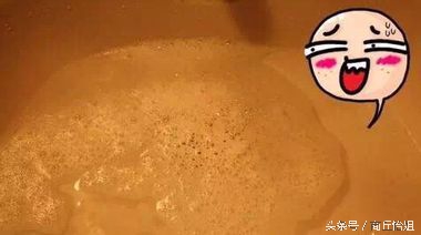 0元生活小妙招，家里的洗手盆容易堵，一根吸管解决它！