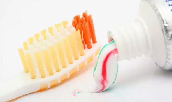 鎶婃瀛愮毊鎵旀帀,鎶婃瀛愮毊鏀惧埌娲楄。鏈洪噷