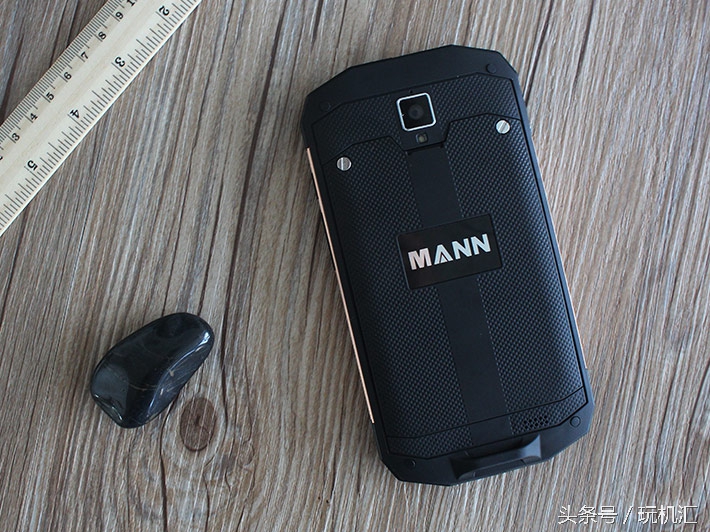 MANNZUG5S堪比三星Note7，不仅很安全还防水强