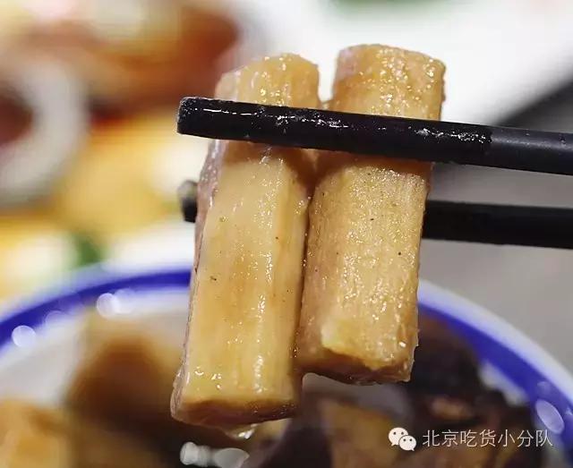 这道菜一上桌就勾起人动筷的欲望,这道菜只用两分钟就能学会