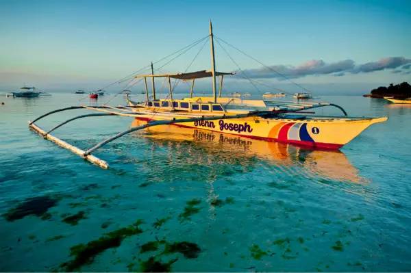 月薪3000的tiffany蓝钻岛