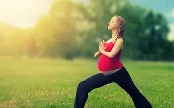 运动会动胎气？表担心，看姚晨陈妍希都在“带球”运动呢！