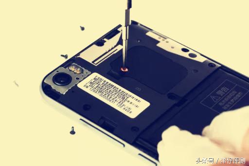 小米5位插线板拆解,小米5pro拆解