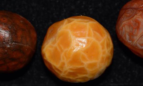 网上的8mm的红玛瑙多少钱一颗,5mm红玛瑙多少钱一粒