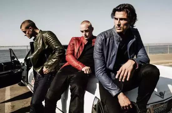 胡军设计服装,胡军时装展