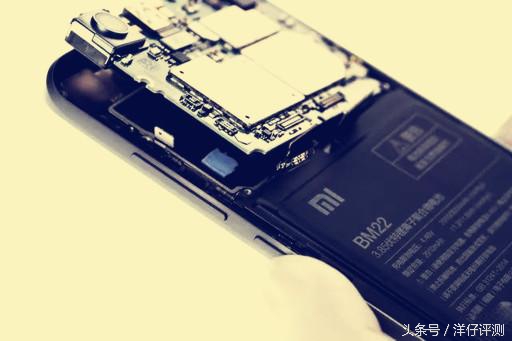 小米5位插线板拆解,小米5pro拆解