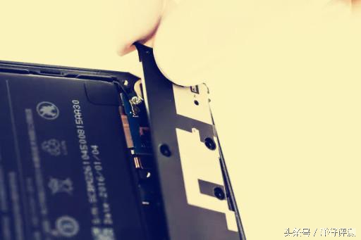 小米5位插线板拆解,小米5pro拆解