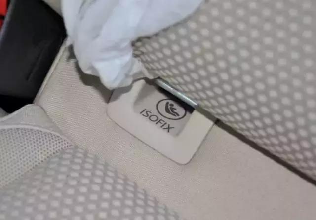 安全座椅都有接口吗,安全座椅接口必须有吗