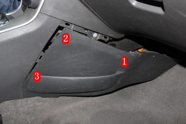 科鲁兹车身控制模块在哪里,11款科鲁兹车身控制模块