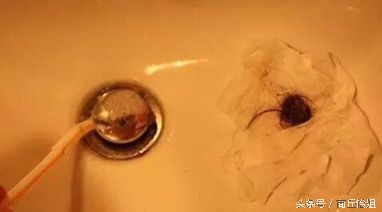 0元生活小妙招，家里的洗手盆容易堵，一根吸管解决它！