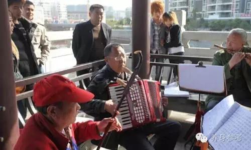 中医音乐疗法五首曲子,中医听音乐疗法