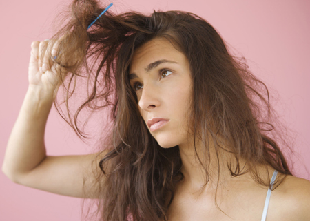 头发分叉是什么原因呢,分叉的头发还能恢复吗