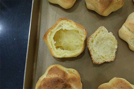 自己在家里做好吃的泡芙很简单哦,泡芙怎么做出来才好吃
