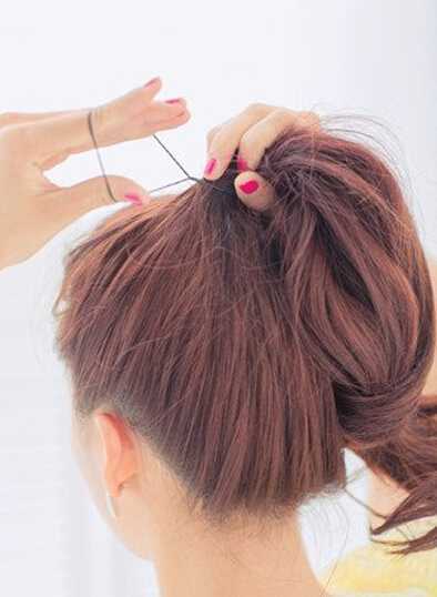 30岁的女人扎什么头发简单又好看,30岁女人扎什么头发简单又好看