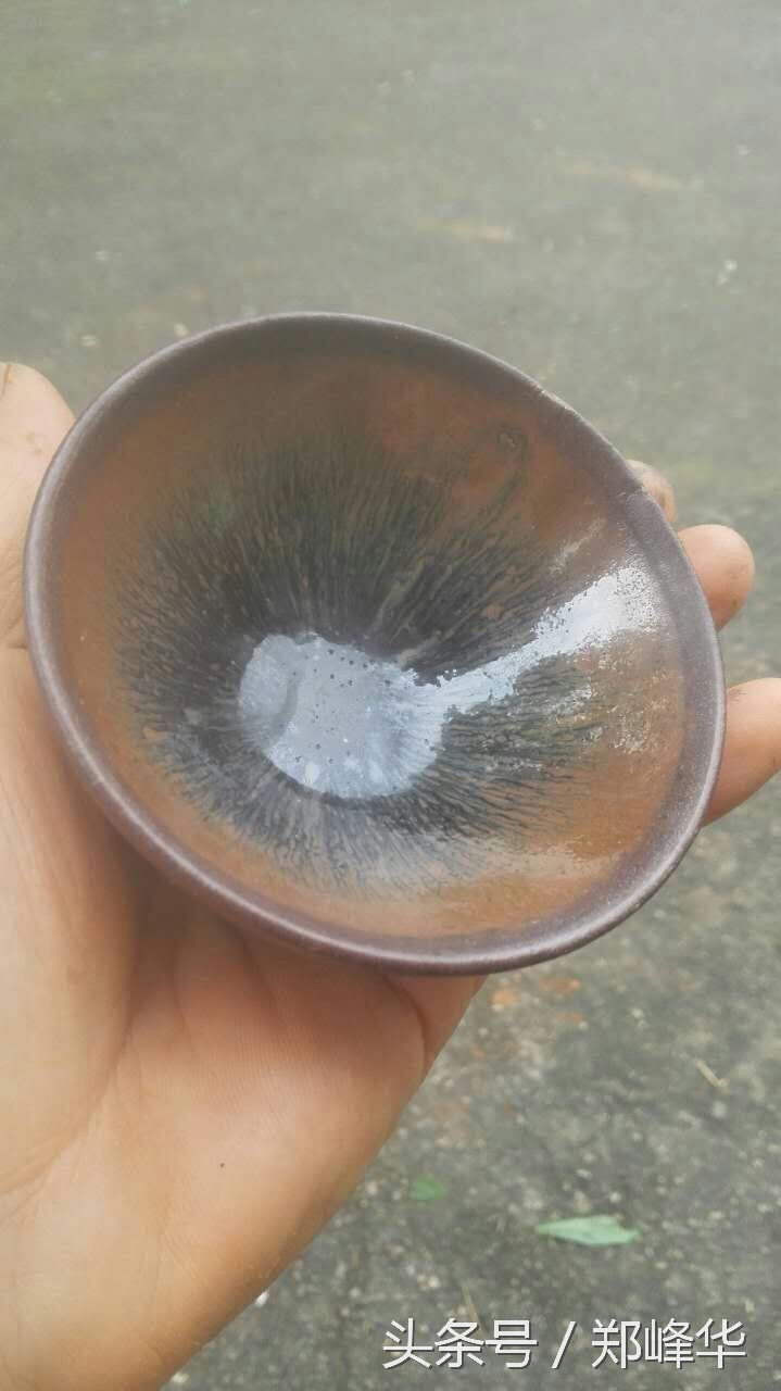 现代仿品宋代建盏的辩识技巧