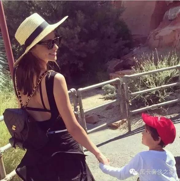 小众高级感双肩包小型,迷你小众双肩包推荐