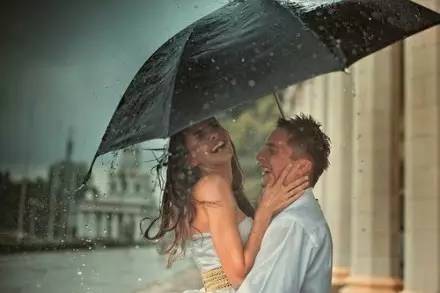 和小姐姐第一次约会关注什么,男人第一次和女人约会关注什么