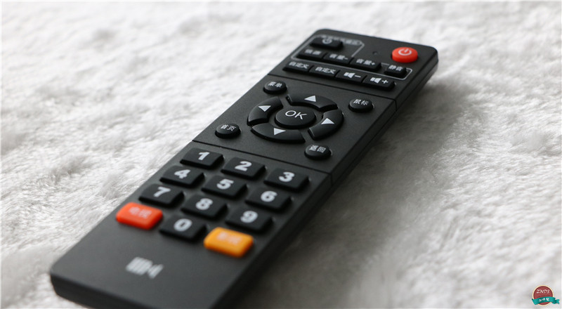 高颜值，大内存！全能影音小霸王—开博尔芒果月光宝盒X5评测