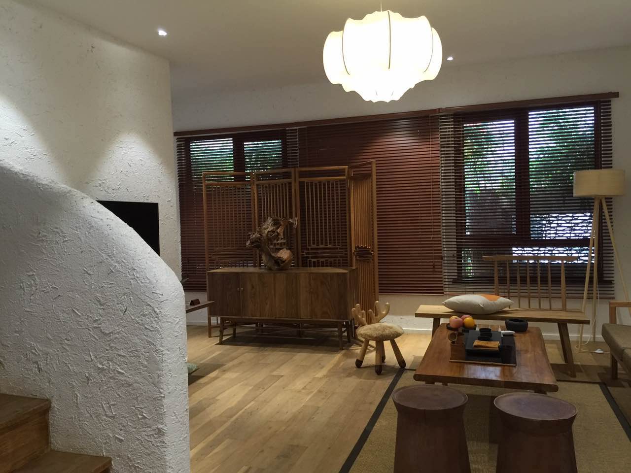 放慢脚步，带孩子住一晚农庄，骑一会儿马