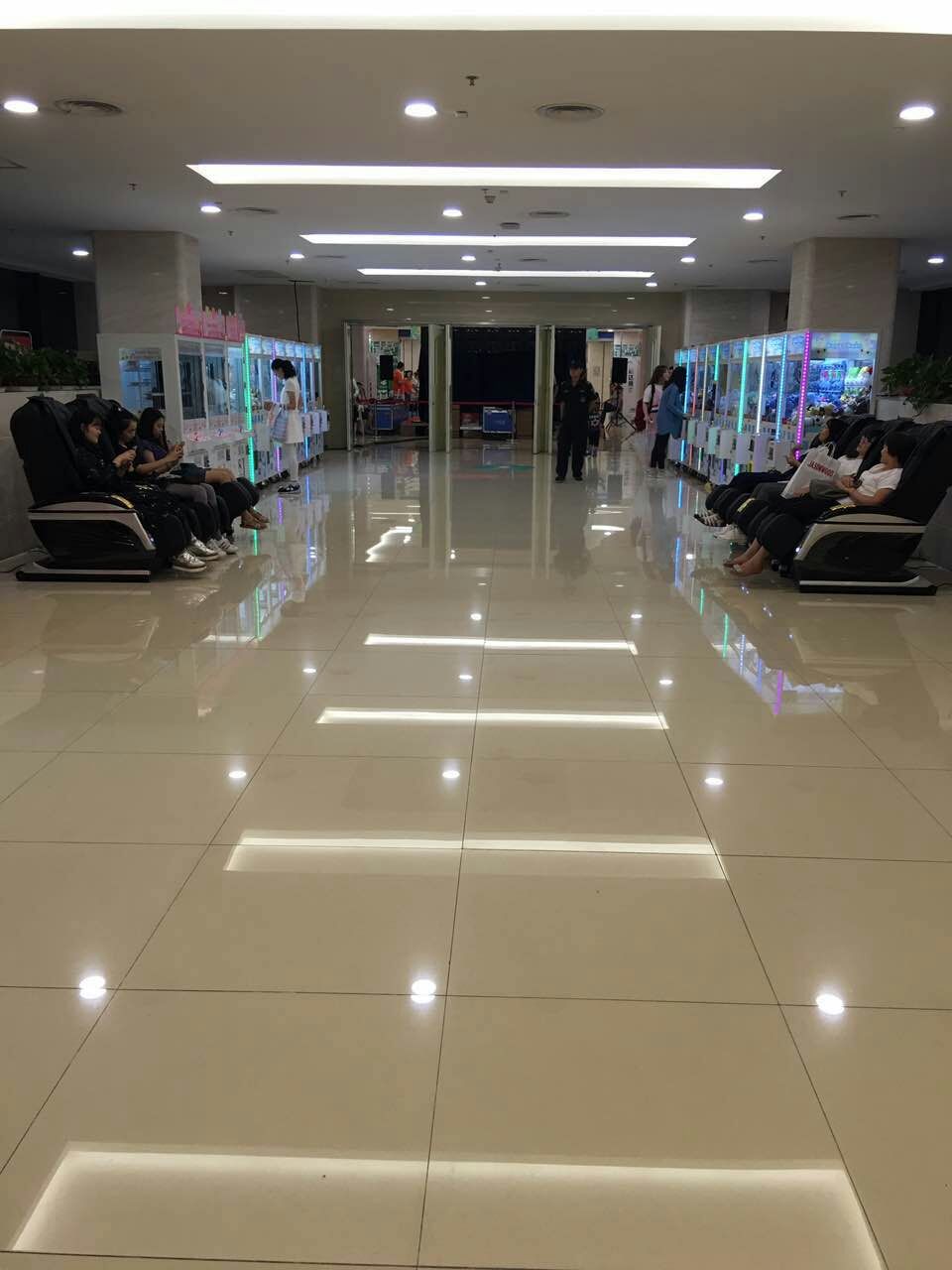 专业按摩椅厂家告诉你如何通过商用智能微支付按摩椅年入五十万？