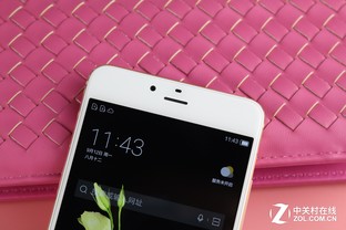 手机好不好用只看配置吗,朵唯a8手机换一个内屏多少钱