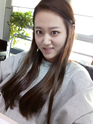 手机好不好用只看配置吗,朵唯a8手机换一个内屏多少钱