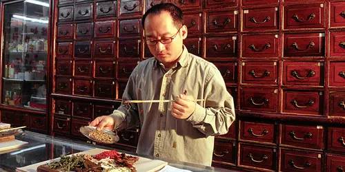 中医治病要“因人而异”，为什么却视“奉阴者寿”为*法大**？