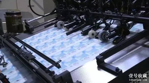 壹闻：修补漏水天花板发现400年前名画估值8.8亿