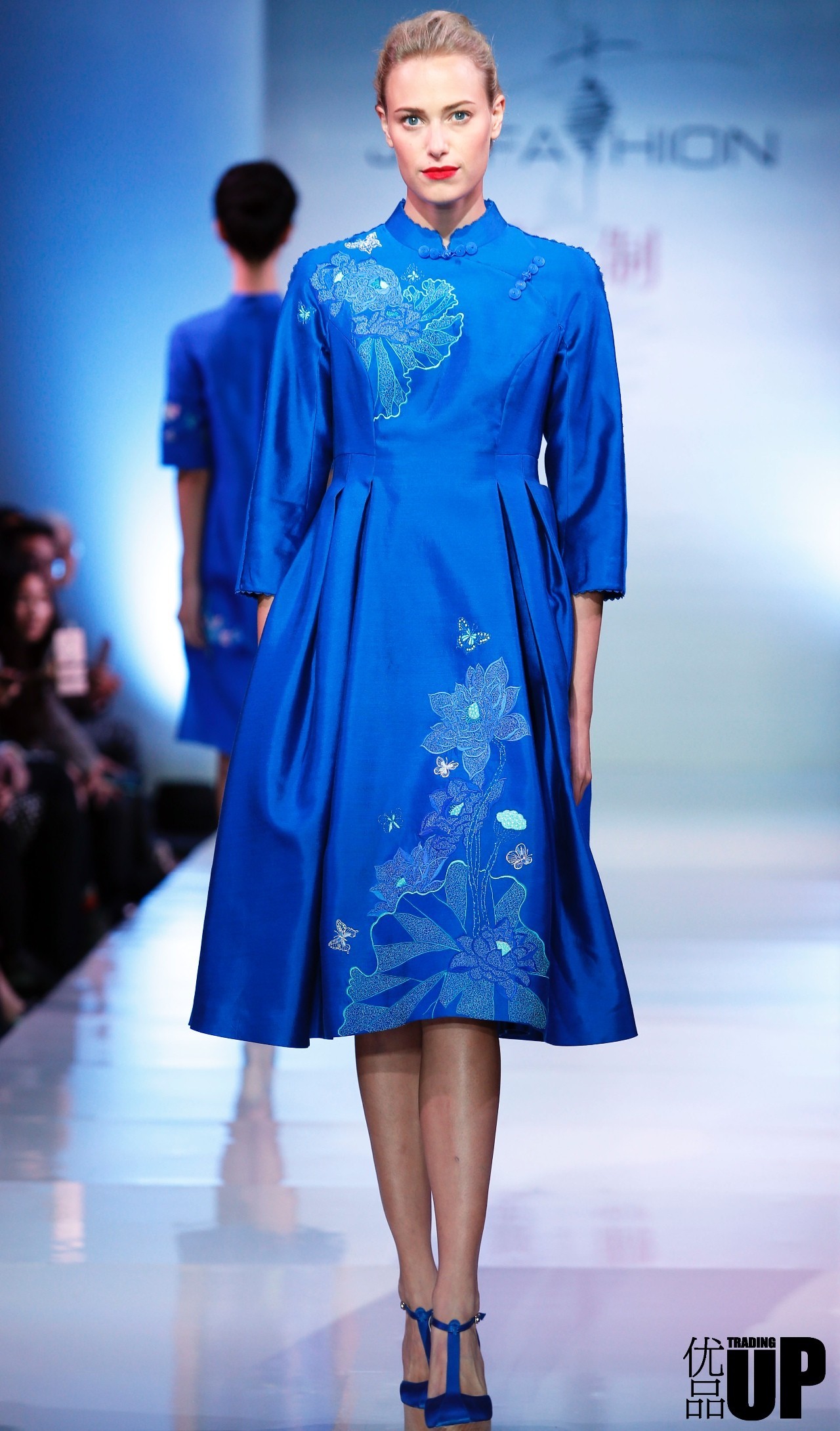 京制华服惊艳伦敦中国定制享誉全球——NE·TIGER高级成衣定制京东旗舰店上线伦敦发布会