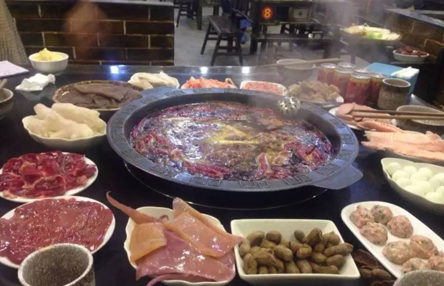 弹子石四大苍蝇馆子,没吃过这几家串串别说你来过宜宾