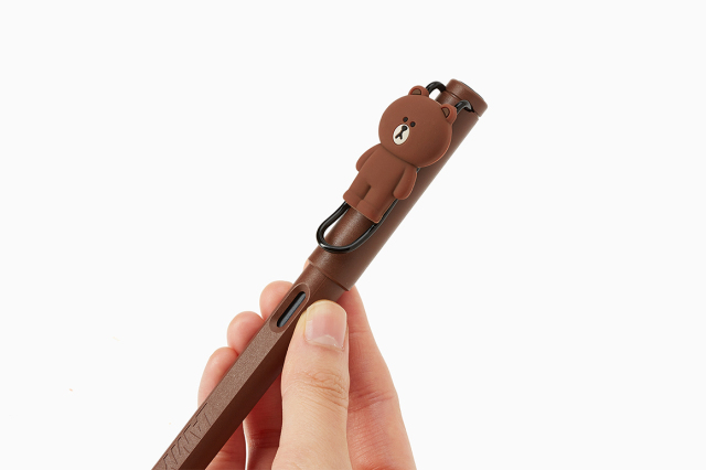 凌美布朗熊钢笔怎么装墨水,凌美钢笔布朗熊开箱