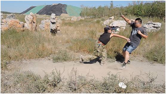 格斗术图解大全,短刀格斗术大全