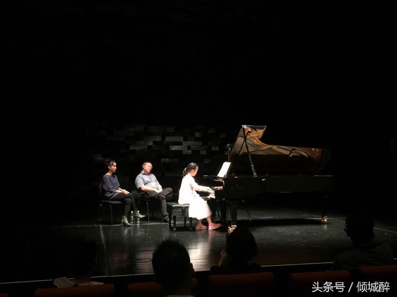 德国著名钢琴家Scheps教授莅临华韵琴行