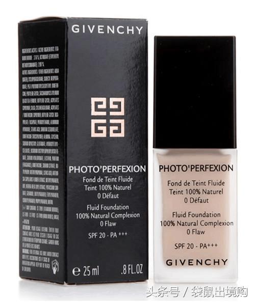 底妆要选择一款滋润度高的粉底液,超持久超自然底妆粉底液