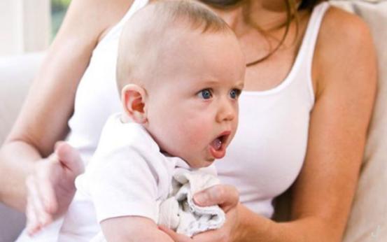 7个月的宝宝呛奶死亡,7个月婴儿呛奶是什么原因