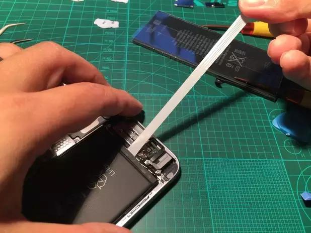 给苹果6s换4000毫安电池,iphone6plus更换电池