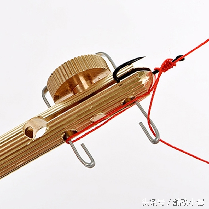 绑钩器鱼钩方法图解,电动绑钩器走内线图解